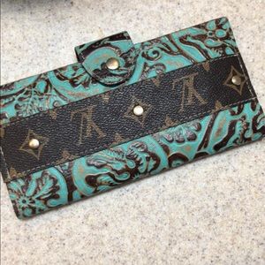 Turquoise Wallet